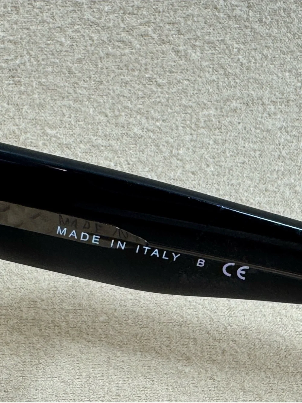 CHANEL Black Sunglasses with Iridescent CC Emblem